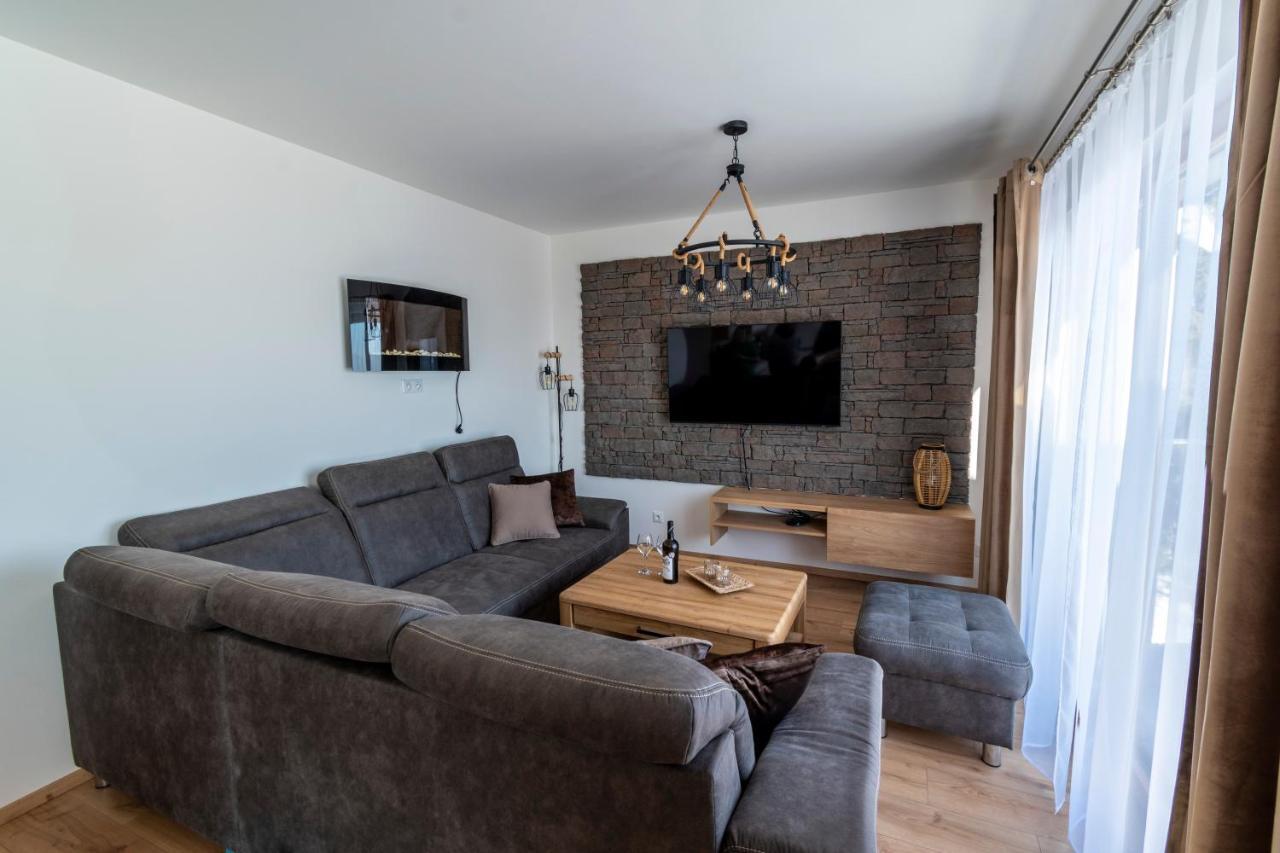 Apartman Jesienka, Hillside Долни Кубин Екстериор снимка