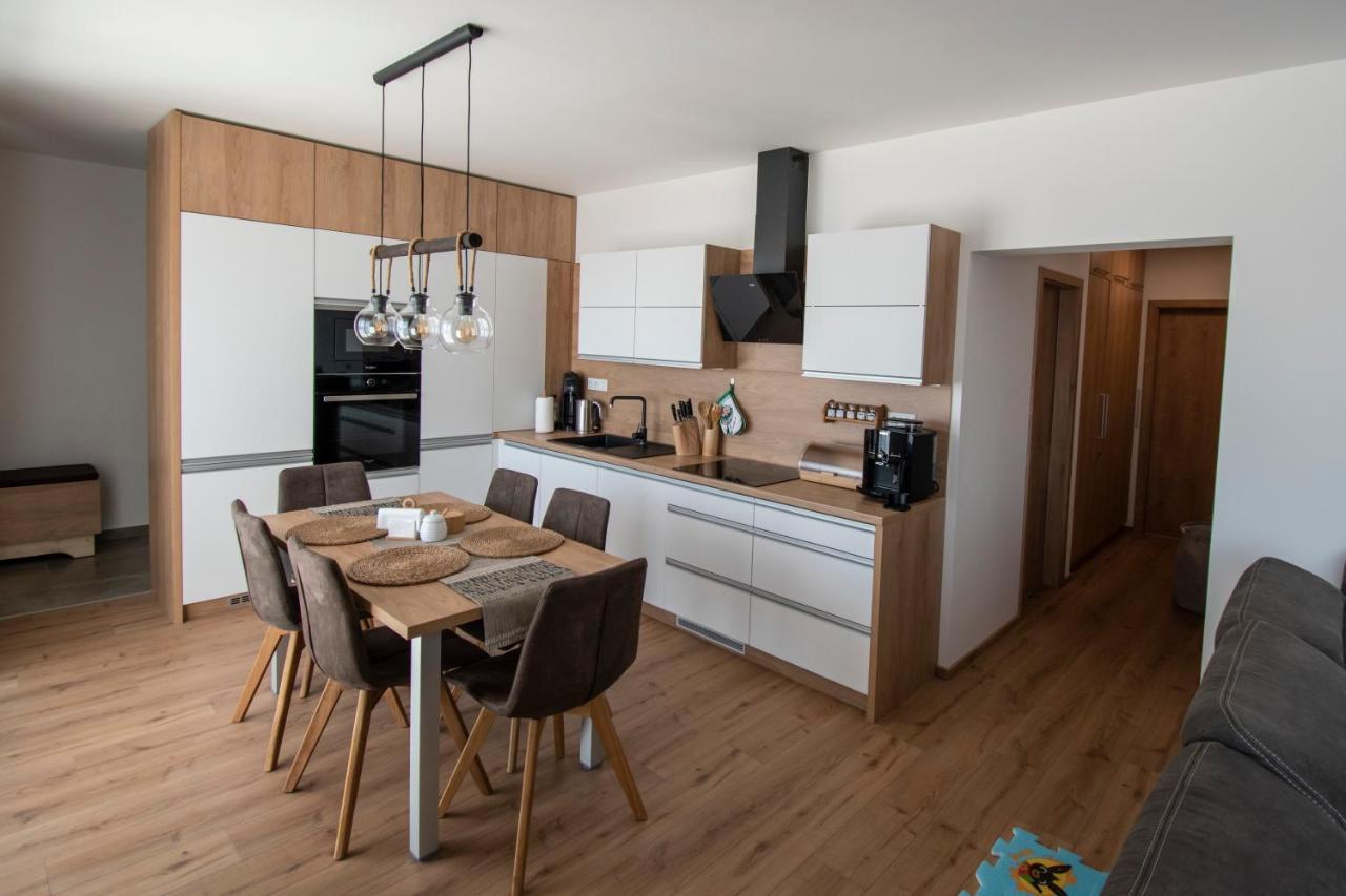 Apartman Jesienka, Hillside Долни Кубин Екстериор снимка
